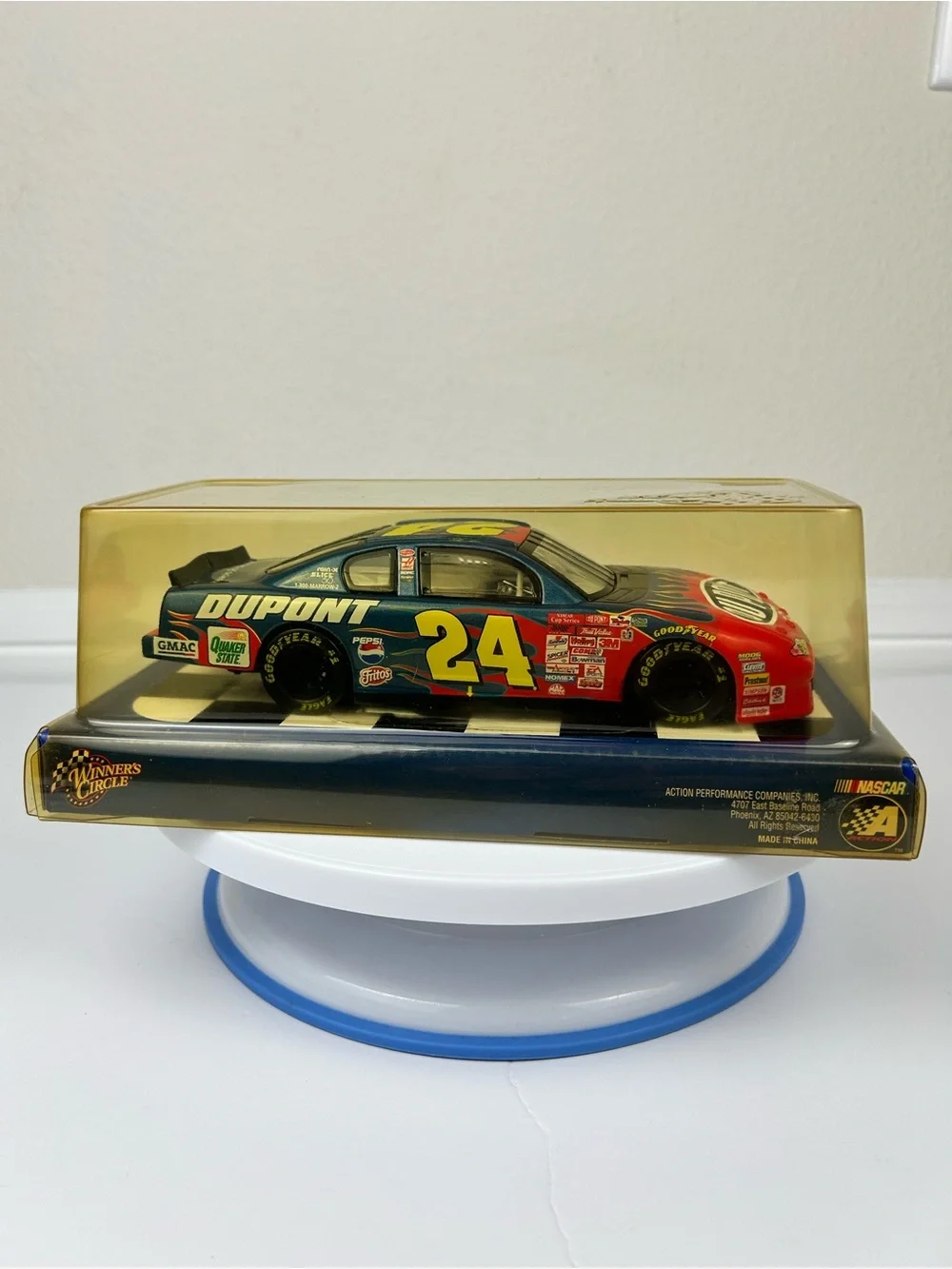 Jeff Gordon #24 DuPont 2001 Chevrolet Diecast Car Set 1/24 1/64 Winner's Circle